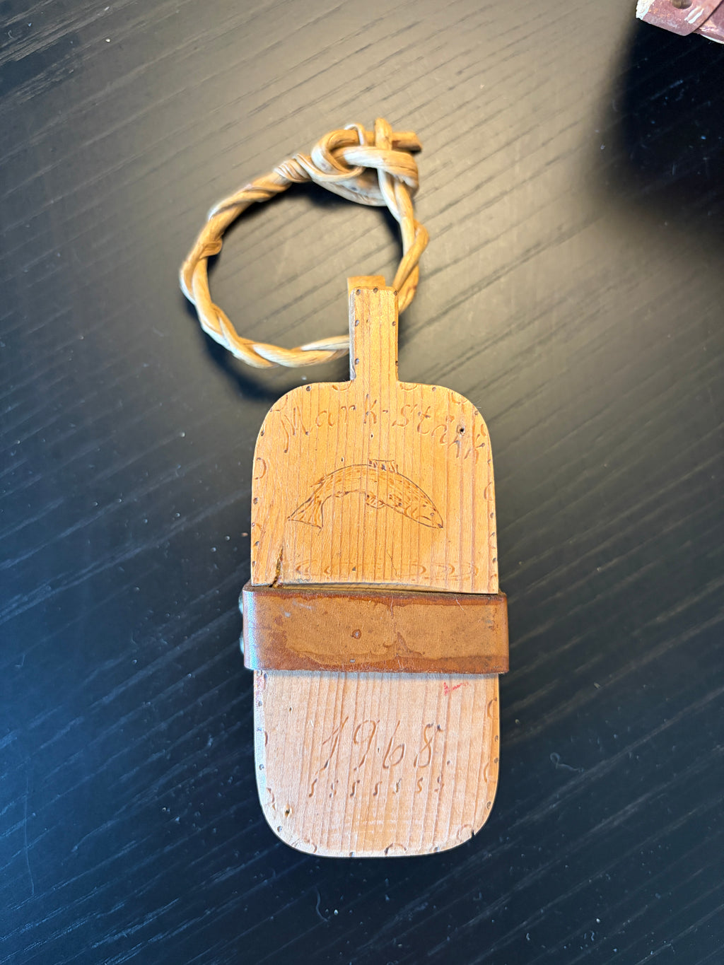Vintage fiskeveske fra 1968 – håndlaget med original patina